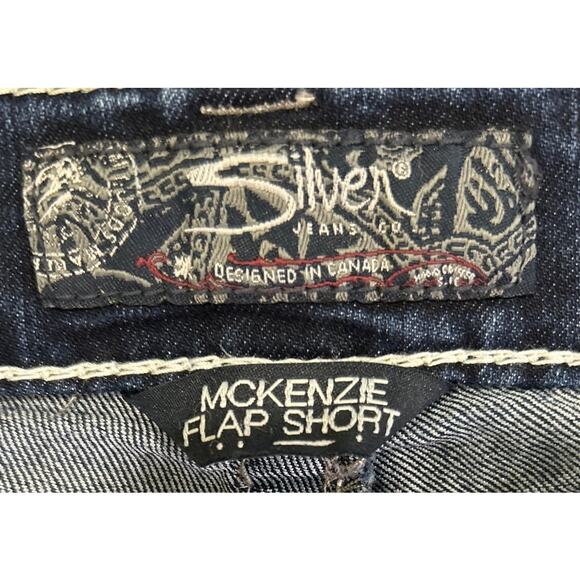 Silver Jeans Co. Jean Shorts Womens Size 28 McKenzie Flap Short Denim Inseam 4 - Picture 5 of 7